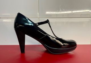 Zapatos de tacón negros