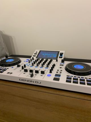 Denon DJ SC Live 4 Blanco