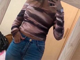 Top manga larga hombros descubiertos