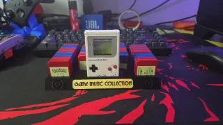 Expositor Game Boy Pokemon Game Music Collection