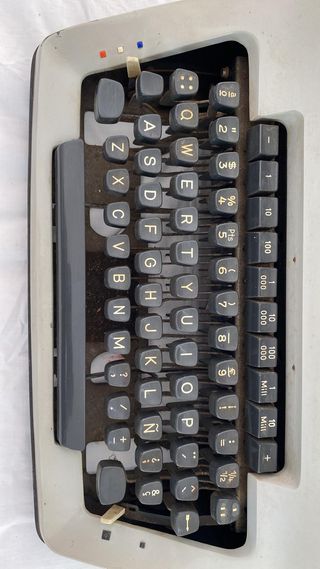 Máquina de escribir Olympia