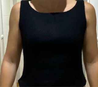 Top negro sin mangas?