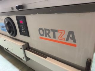 Escuadradora Monofásica Ortza SE 300T