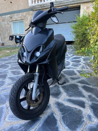 Yamaha Jog RR (se vende o se cambia)