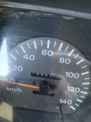 Nissan Cabstar E110 caja grande – proyecto reparar