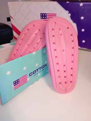 Sandali rosa bimba in gomma con velcro