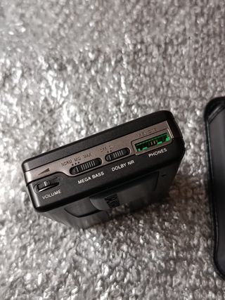 Walkman Sony Negro Radio FM/AM