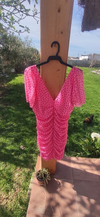 Vestido rosa con corazones