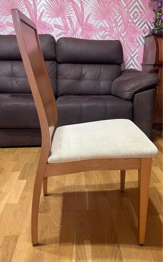 Juego de 4 sillas de comedor de madera