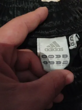 Pantalón corto Adidas Talla M