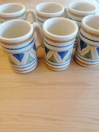 Juego de 6 tazas de cerámica pintadas