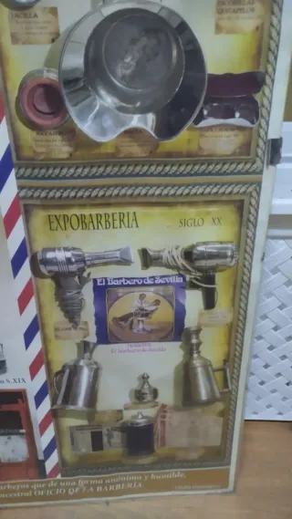 Cartel Historia Barbería Siglos XVIII-XIX