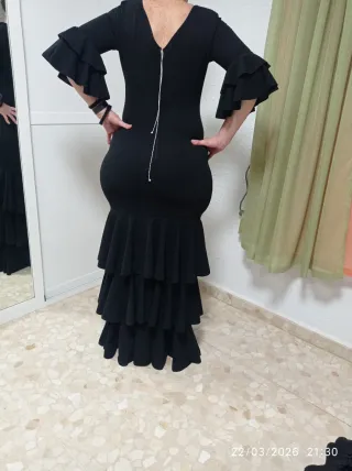 Traje Flamenca Negro Volantes