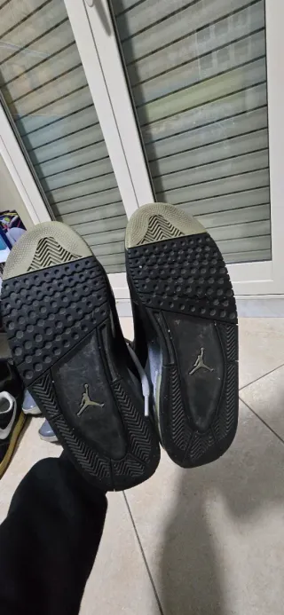 Scarpe Nike Air Jordan nere e grigie