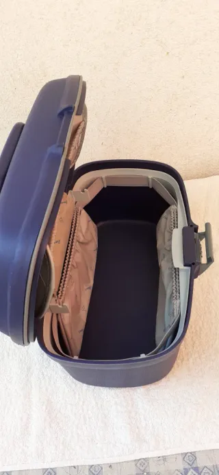 Valigetta Beautycase Roncato Light Blu