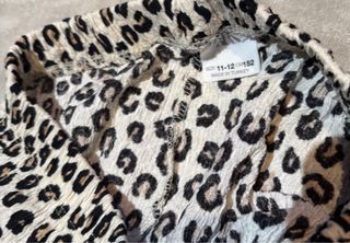 Pantalón fluido estampado leopardo