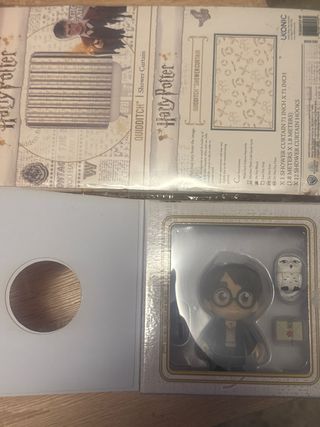 Figura Harry Potter y Cortina Ducha Quidditch
