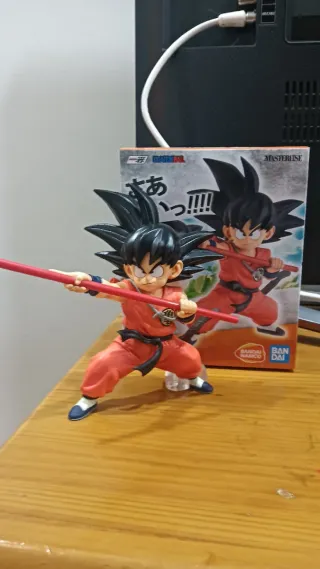 Figura Goku Niño Dragon Ball