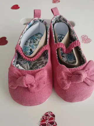 5 Zapatillas bebé estampado leopardo