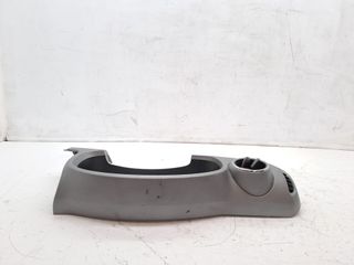 PLASTICO CITROEN BERLINGO 671337
