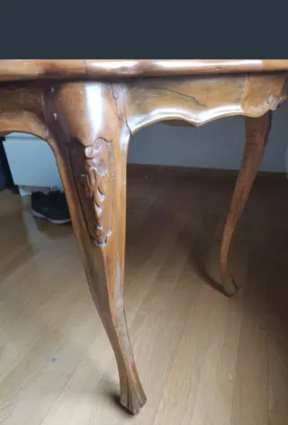 Mesa Estilo Luis XV Ebanistería Artesanal
