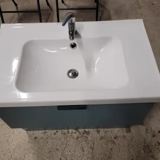 Mueble de baño con lavabo