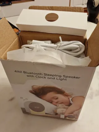 Despertador Digital 4 en 1 + Altavoz Bluetooth