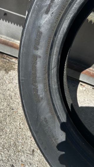 ** Neumáticos Harley 19 y 16