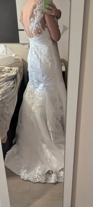 Vestido de Novia Talla 40-42. Sin Estrenar.