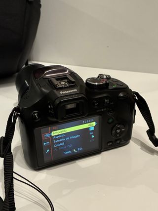 Panasonic DMC-FZ72 Cámara Digital 20x Zoom