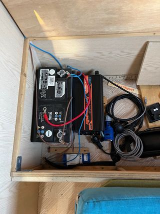 Caravana Moncayo 370 con documentación (<750 kg)