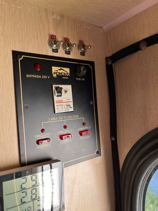 Caravana Moncayo 370 con documentación (<750 kg)