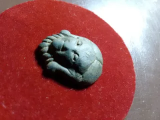 Figura de bronce fenicia.