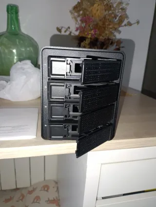 ORICO Carcasa Externa 4 Bahías HDD/SSD