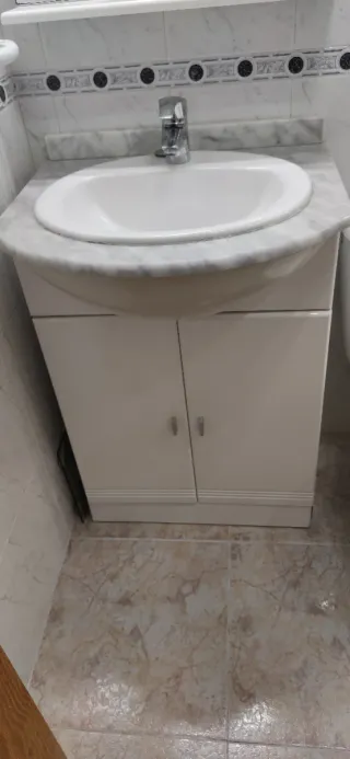 Mueble baño 60cm + lavabo + espejo