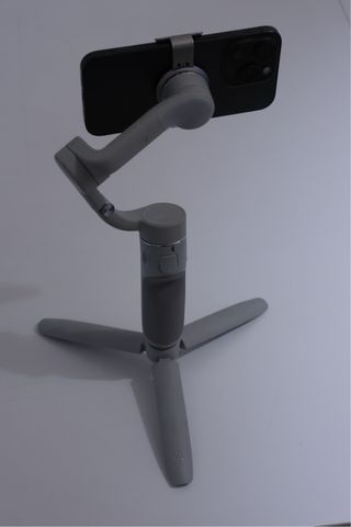 Estabilizador Gimbal DJI Osmo Mobile 5