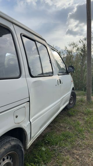 Nissan Vanette 1998