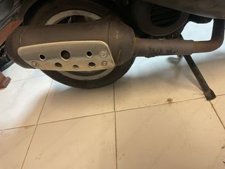 Escape Zip Typhoon Gilera Runner