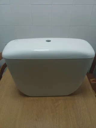 Cisterna Roca porcelana blanca