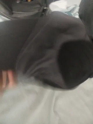 Gorra negra básica sin marca