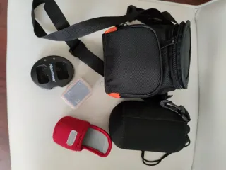 Cámara Sony A6000 con objetivo zoom 55-210