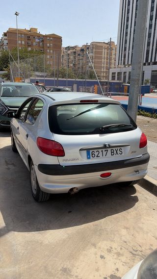Peugeot 206 2002