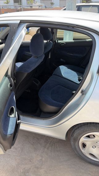 Peugeot 206 2002
