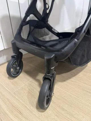 Silla de paseo bebé negra