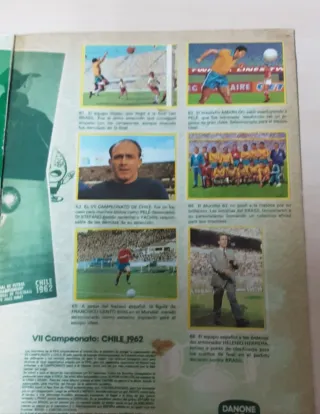 Álbum Fútbol en Acción 1982 Danone