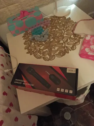 Micrófono para artista negro en perfecto estado