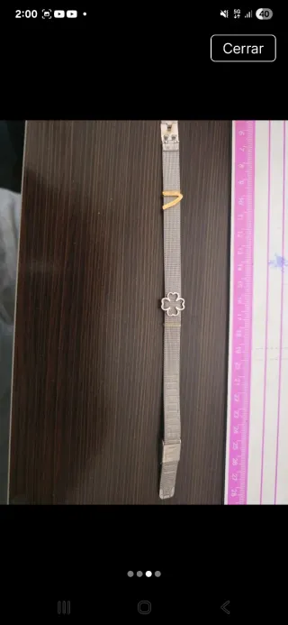 Pulsera plateada con charm trébol