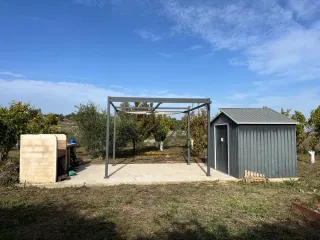 PARCELA RÚSTICA vallada y con árboles frutales