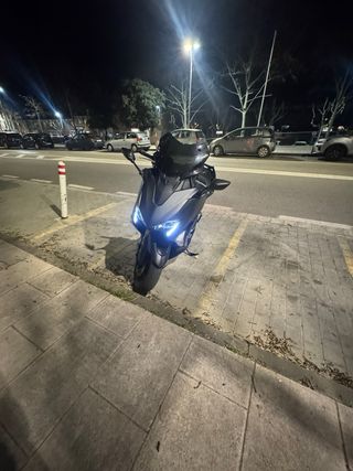 Yamaha TMAX 530 DX ABS Negro
