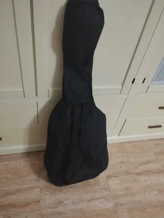 Guitarra Admira Alba